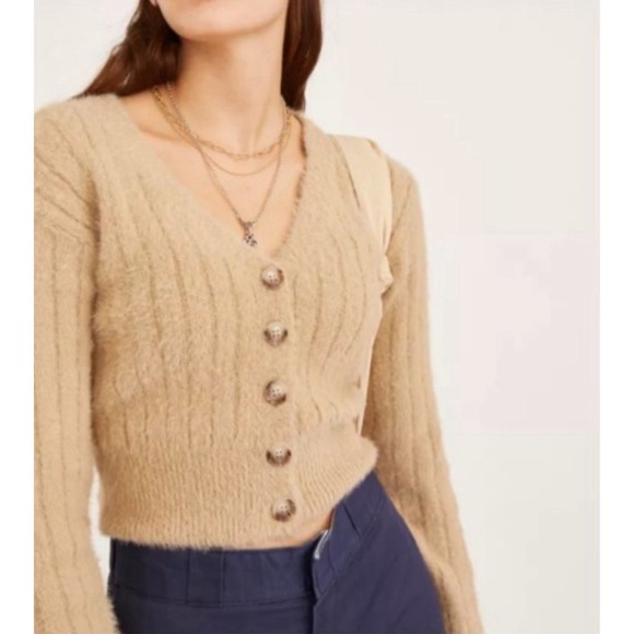 Urban Outfitters Sweaters - Urban Outfitters The Maddie Sweater Tan S